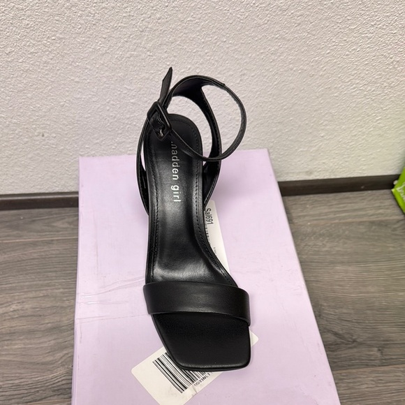 Madden Girl womens Winni black pleather open square toe high heel sandals - Picture 2 of 5